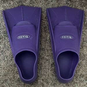 Kiefer Purple Swim Fins, Size 6-7